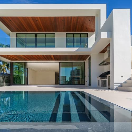 Santiago villa vetted by real estate lawyer